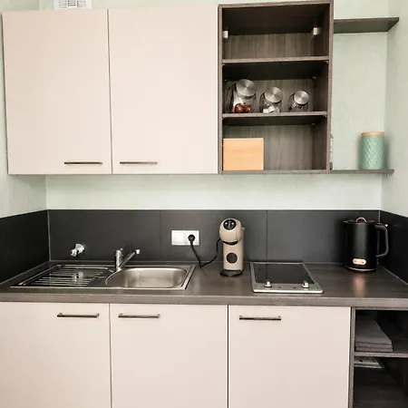 Luxsuite Centro Bahnhof Apartment